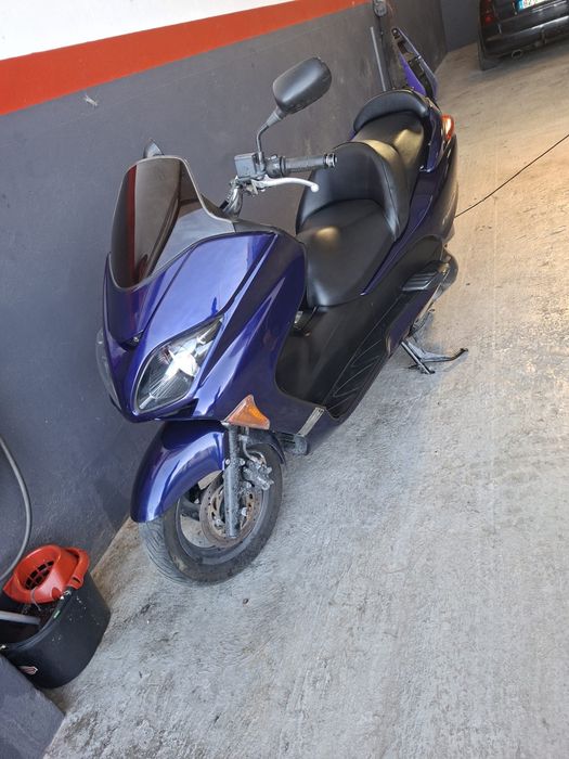 Vendo ou troco Forza 250