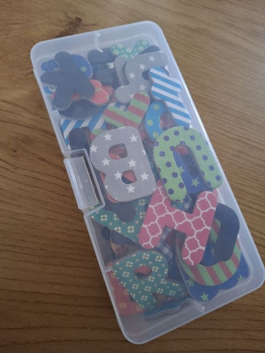 Magnetyczne literki, alfabet na lodówkę, magnesy