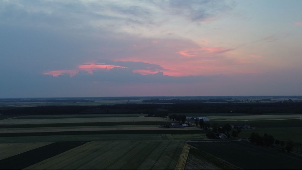 Usługi dronem – zdjęcia i filmy z lotu ptaka