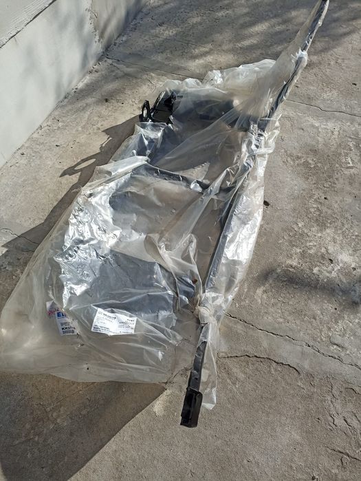 Панель передняя Mitsubishi lancer MB30031A. Новая