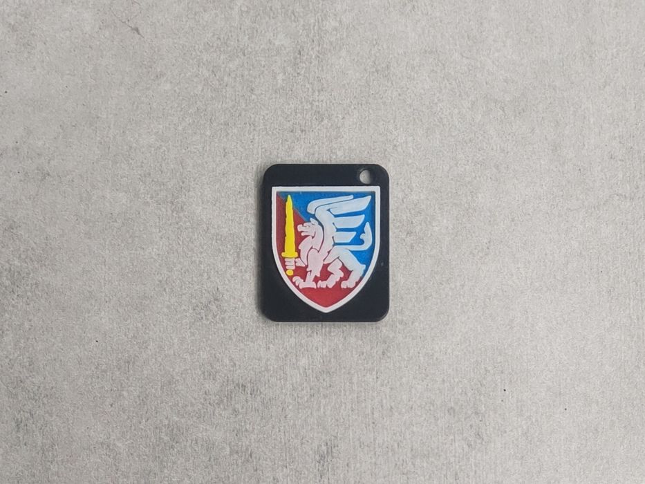 Брелоки з шевронами бригад ЗСУ надруковані на 3д принтері petg