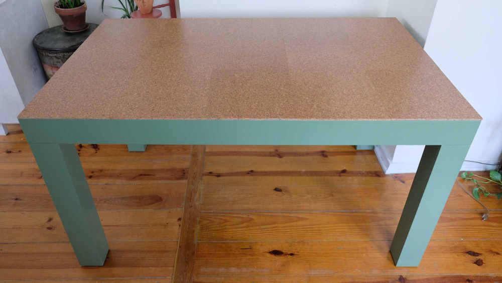 Mesa de jantar extensível verde e tampo cortiça - original e robusta