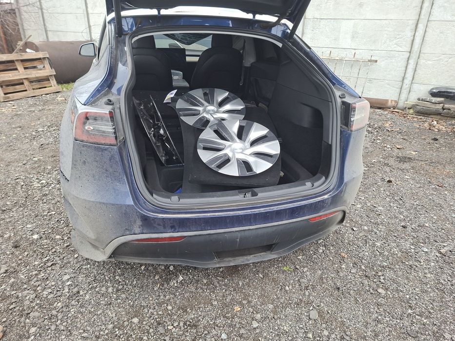 Авторазборка тесла У Tesla y дверь капот бампер стекло крыло фара