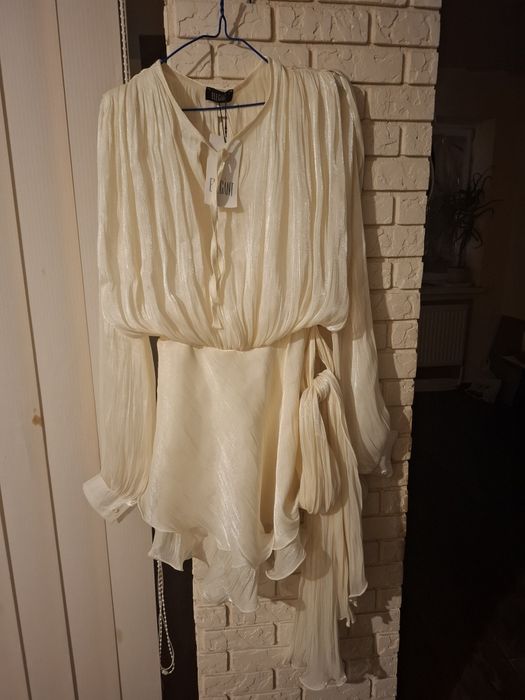 Платье коктельное. Модно на випускной    в ресторан очень красивое. Ма