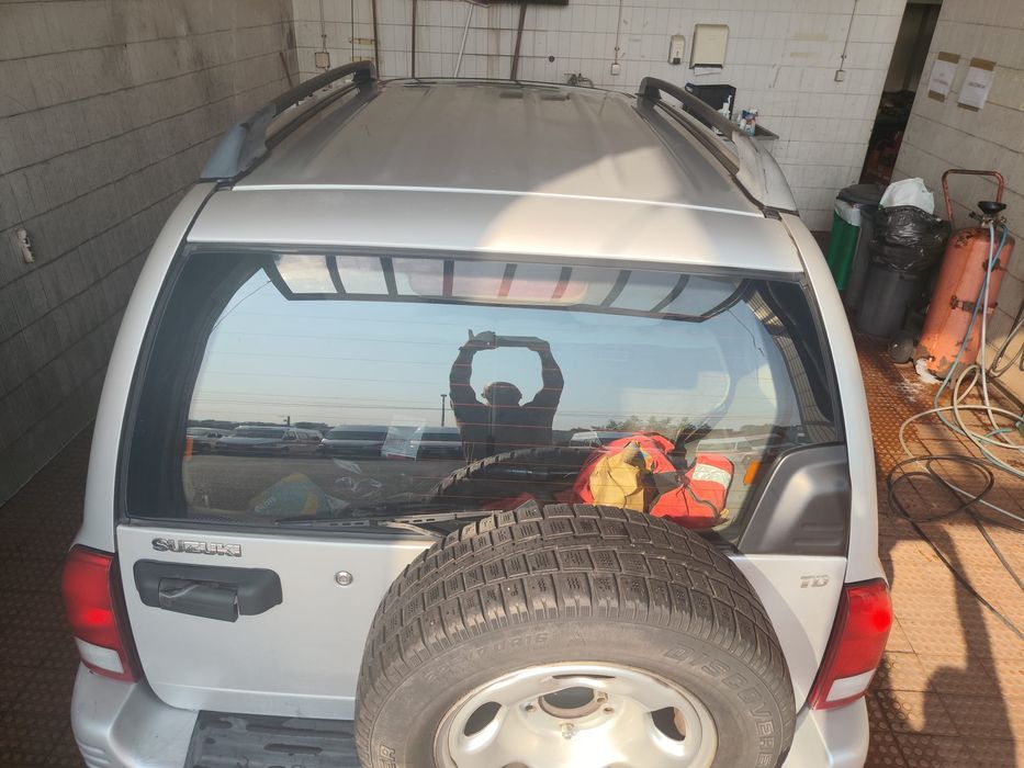 Vendo suzuki grande vitara impecável