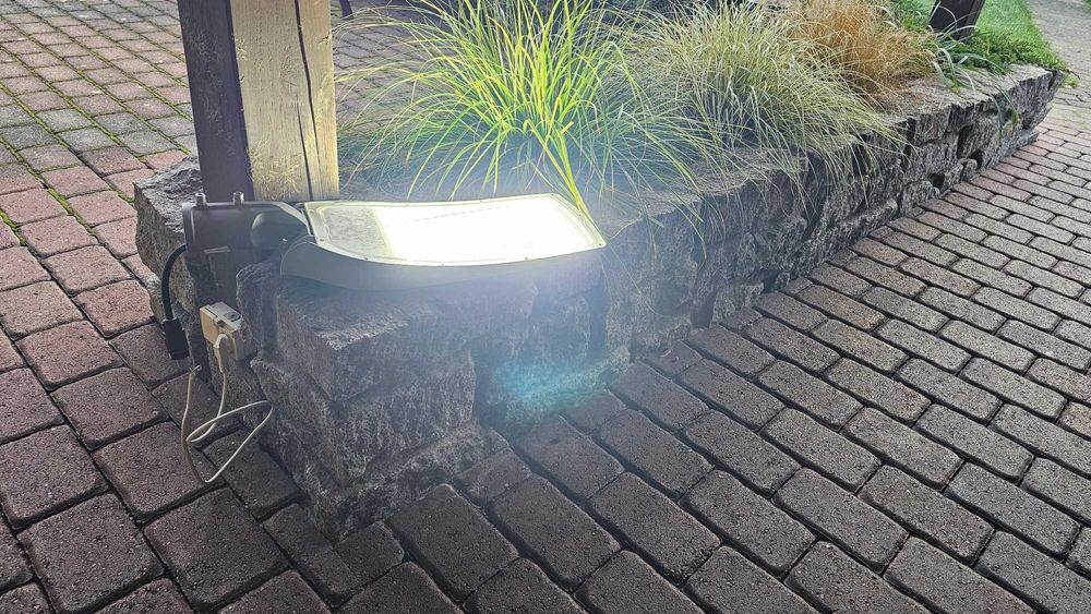 Lampa ogrodowa LED,duża-51W