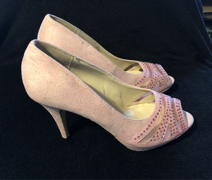 Szpilki Body Flirt  38 pudrowe