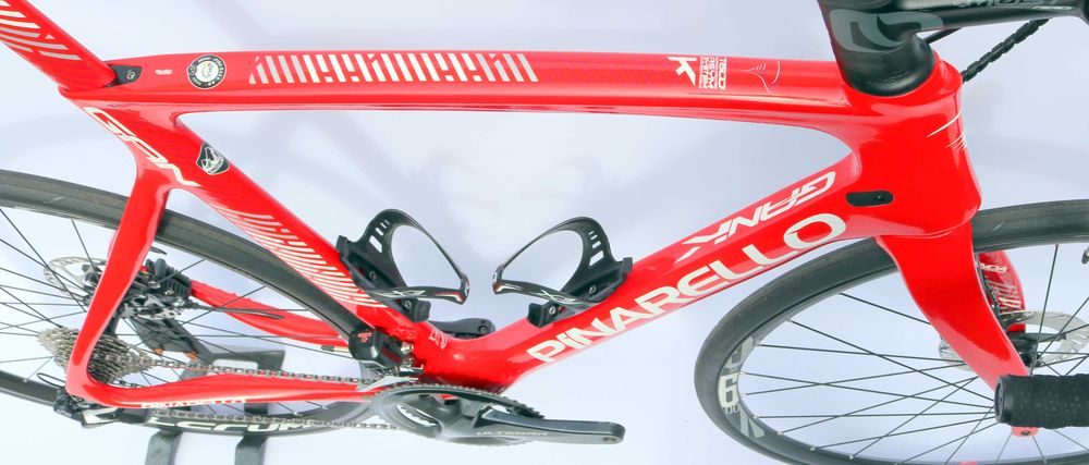 Włoska szosa PINARELLO GAN Disc ultegra Di2 roz. 56