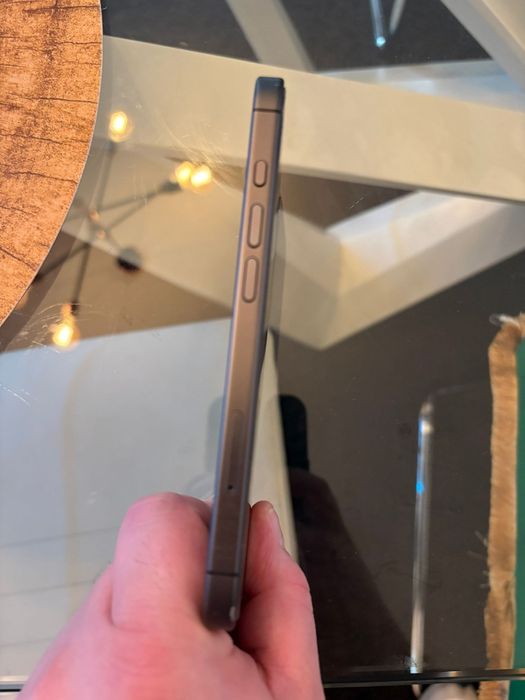 Vendo iPhone 17  novo