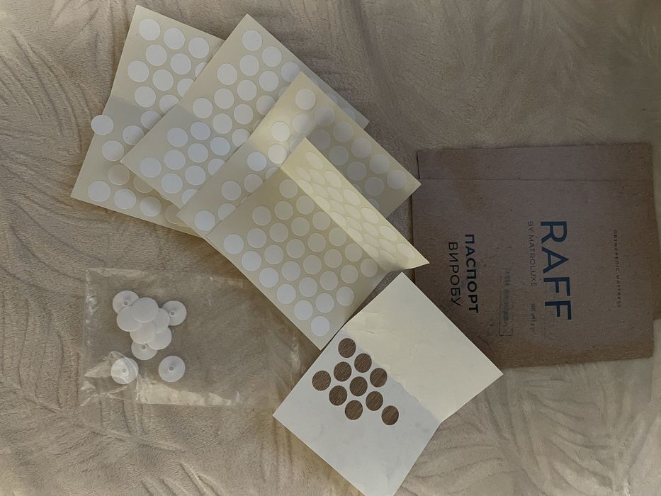 Двохярусне ліжко