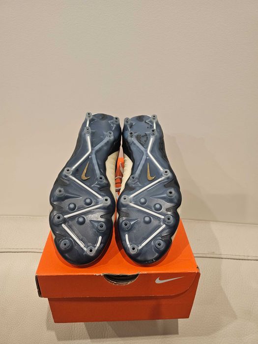 OPORTUNIDADE - Chuteiras Nike Phantom Luna II Elite AG-PRO