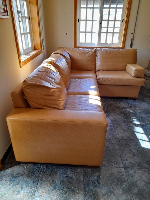 Sofá de sala com modo colchão