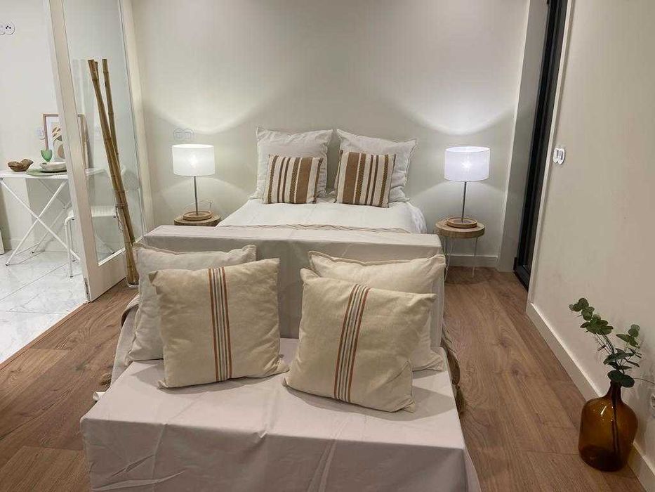 Vende Estúdio Novo Portela Lisboa