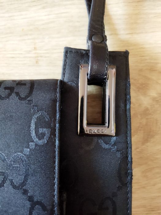 Pequena mala da GUCCI