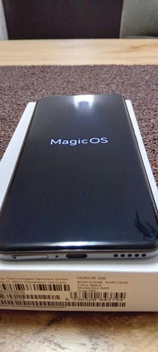 Honor 200 5G 12/512Gb (Com garantia até junho 2028)