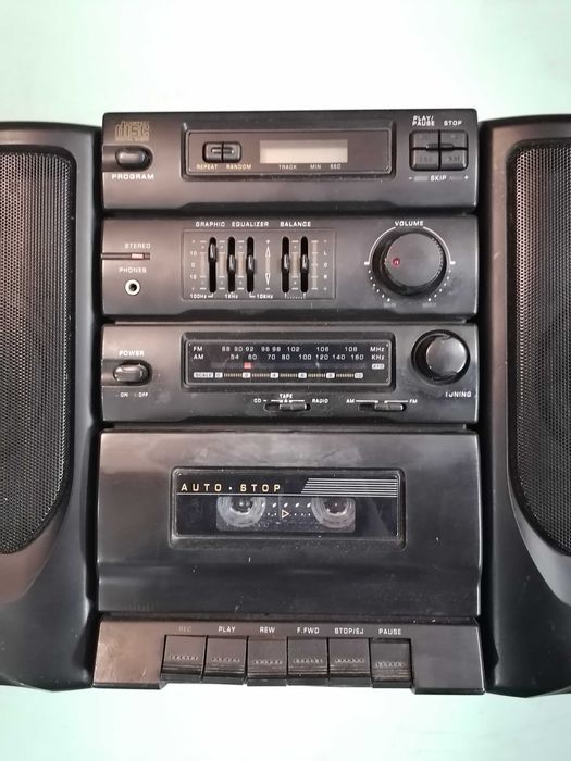 Rádio Academy com duas colunas