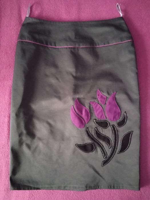 Spódnica grafitowa ołówkowa aplikacja M