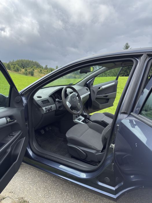Opel astra 1.4 dobry stan techniczny