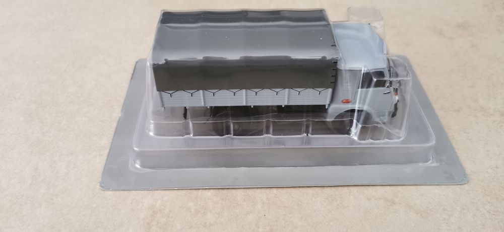 Star 25 Deagostini w skali 1:43