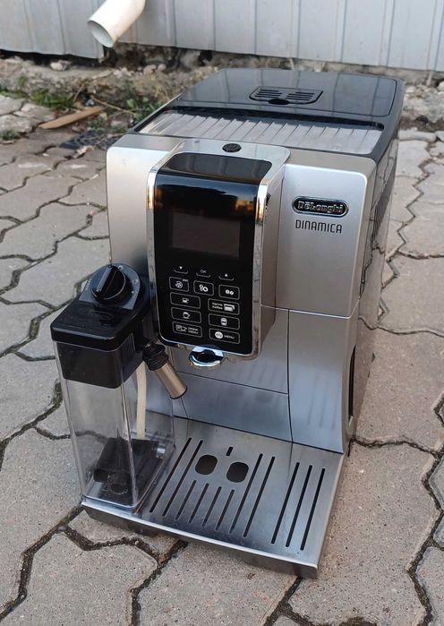 Кавомашина DELONGHI Dinamica ECAM 354.55 SB латте капучино  молочник