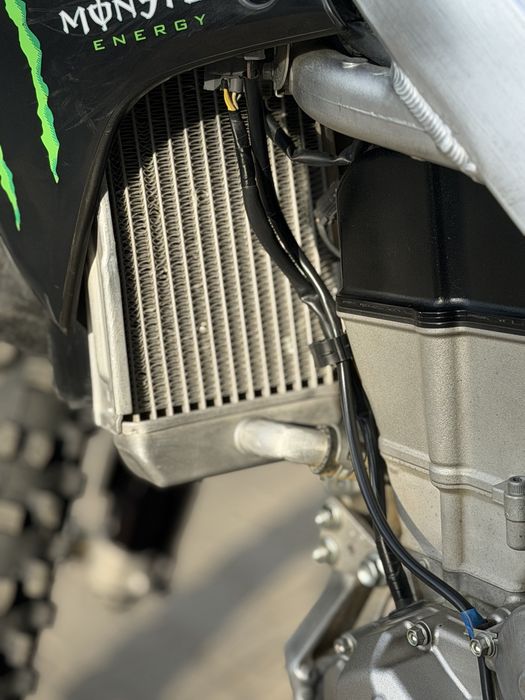 Kawasaki KX450F 2023
