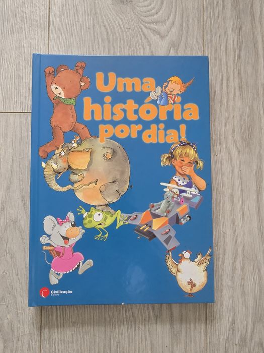 Livro Uma História por Dia!
