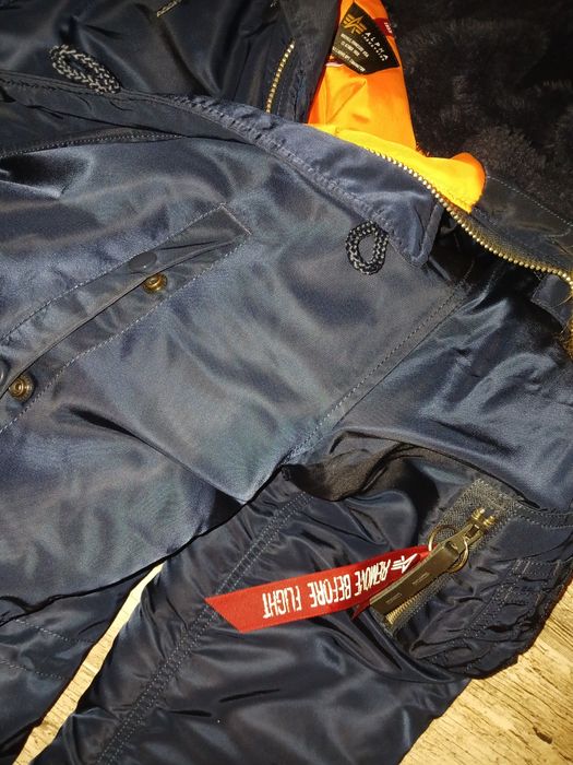 Парка Alpha Indstr розмір XL Дійсно до 02.03!