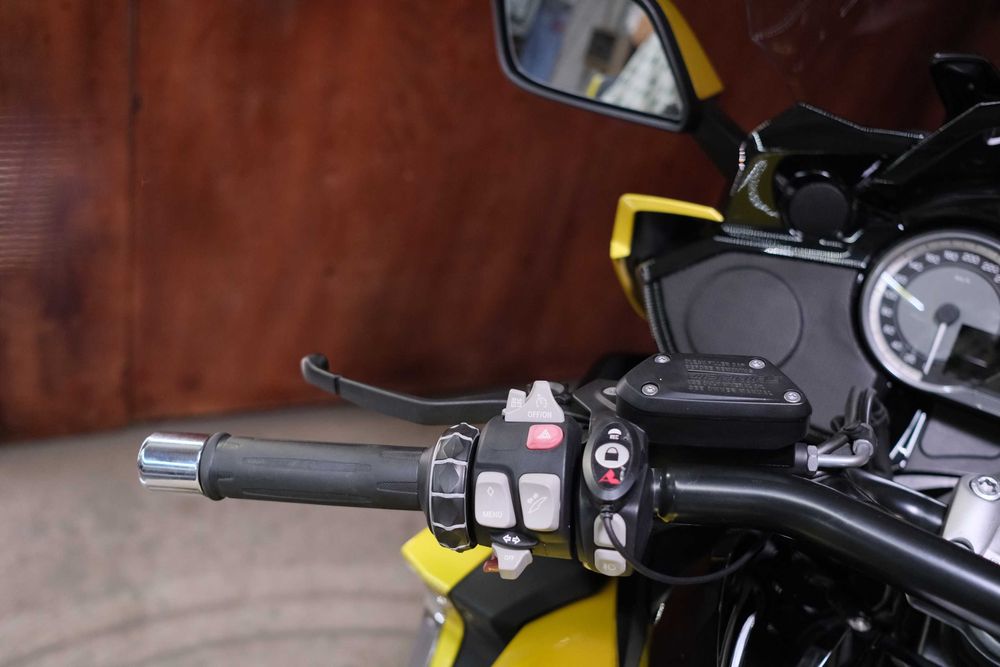 BMW K1600B із Японії