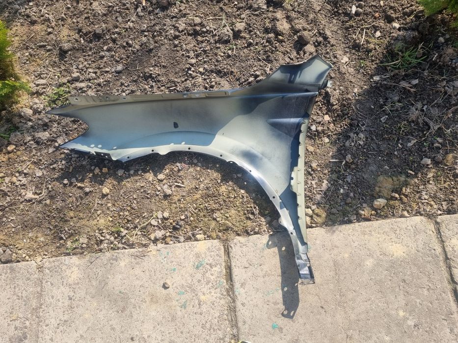 Крило праве для Tiguan 2