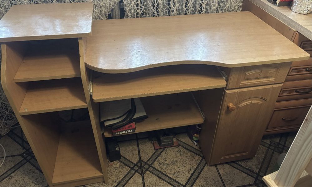 Sprzedam Biurko używane