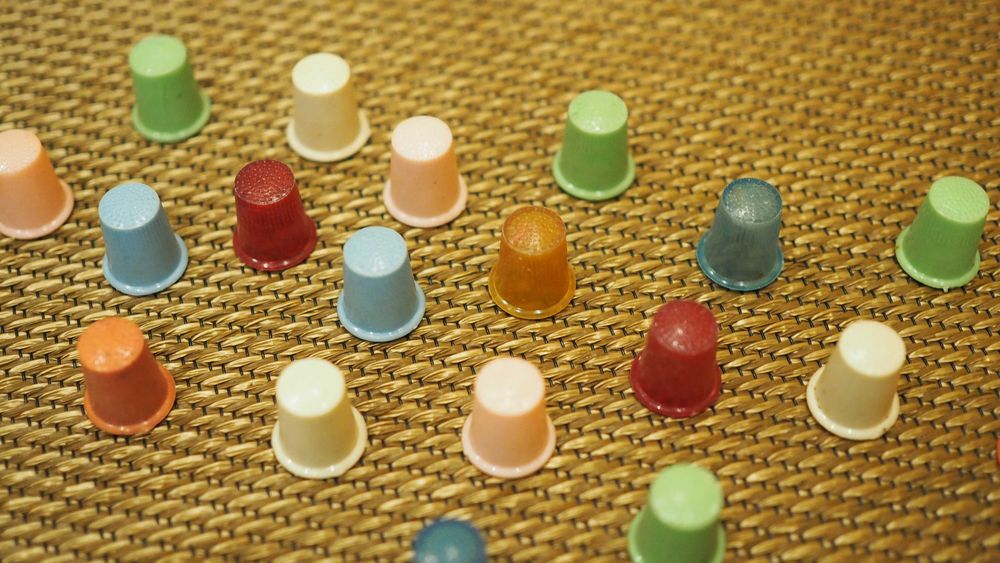 Antigos Dedais em Plástico da Antiga Fábrica Riviera - Porto  Anos 60