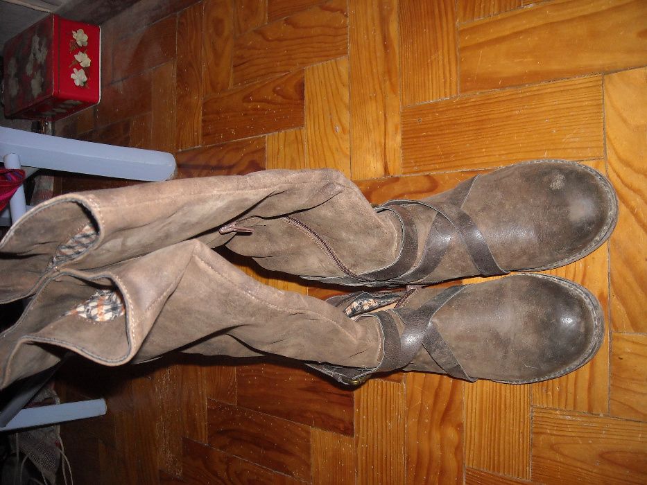 Botas de senhora Cafe do Brasil