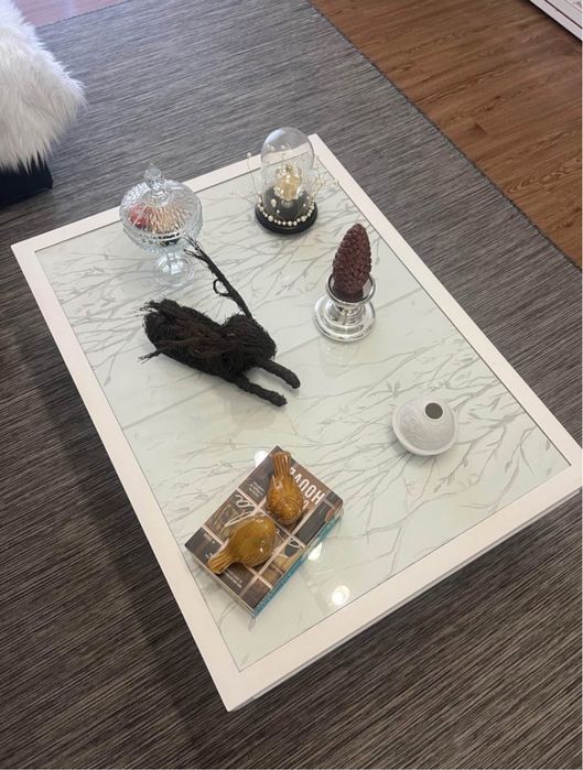 Mesa de apoio para sala de jantar