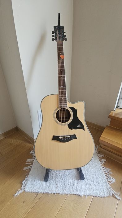 Gitara akustyczna kepma + stojak