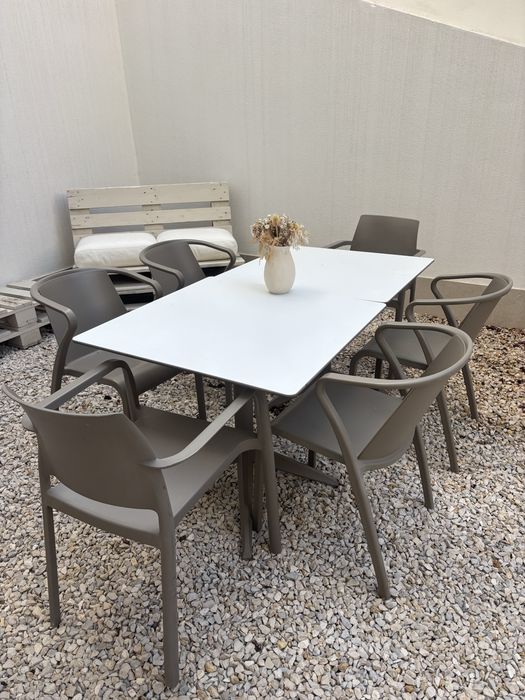 Conjunto 2 mesas + 6 cadeiras exterior