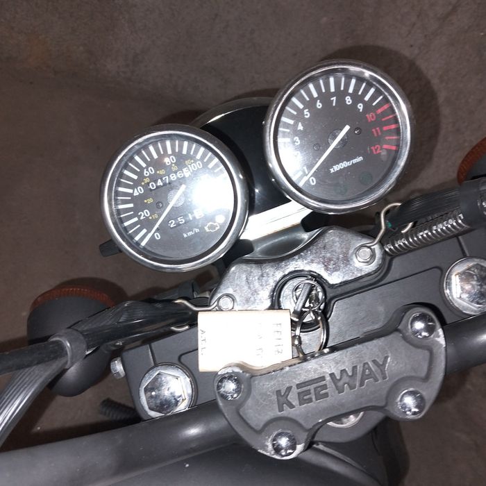Keeway Superlight 125 – 2022 – 4.786 km – 1.950 €