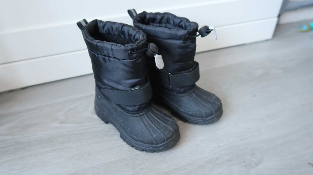 Śniegowce dla dziecka buty czarne dla dziecka r. 25