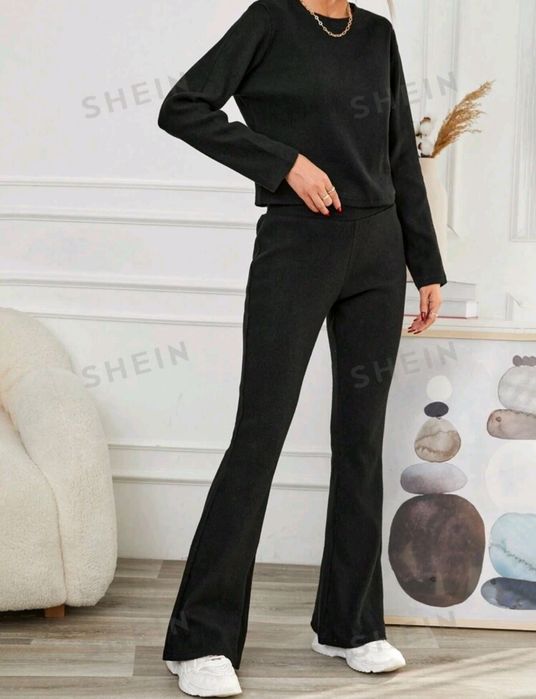 Nowy zestaw wiosna jesień musi have komplet dres prążek dzwony bluzka