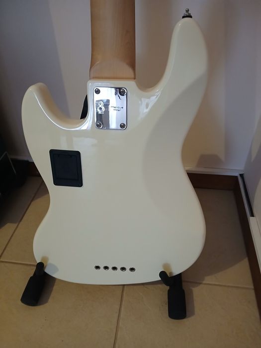 Baixo Sire V3 5-String507624912806236163