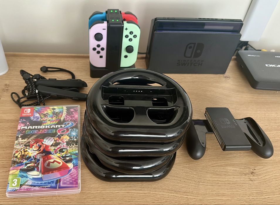 Nintendo Switch 2019 - Complete Bundle