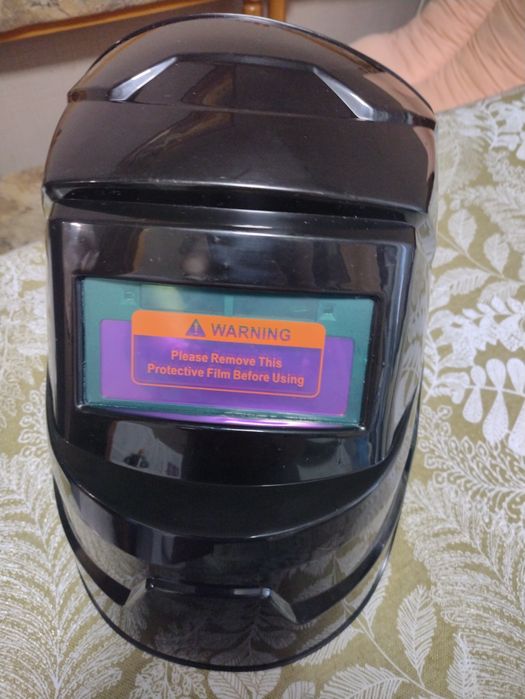 Продам новую сварочную маску ХАМЕЛЕОН.