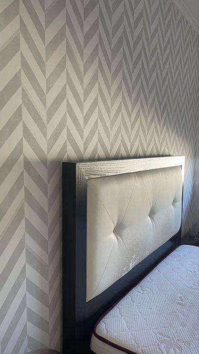 Conjunto de quarto - cama da casal e mesas de cabeceira
