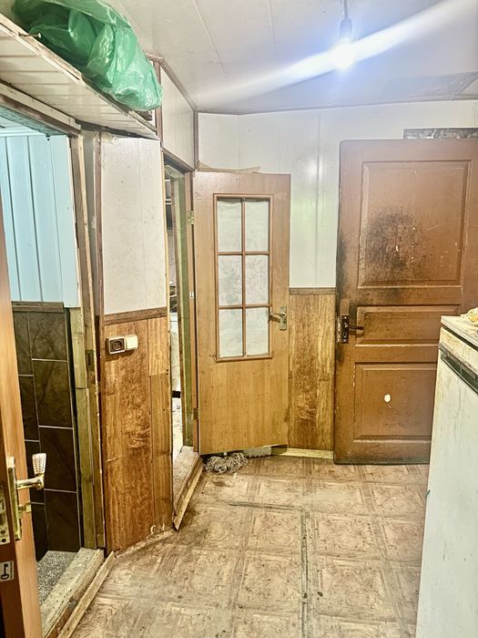 Продам 1/2 дома р-он Новые дома 1 мин Коммунальный рынок , газ, вода, центральная канализация