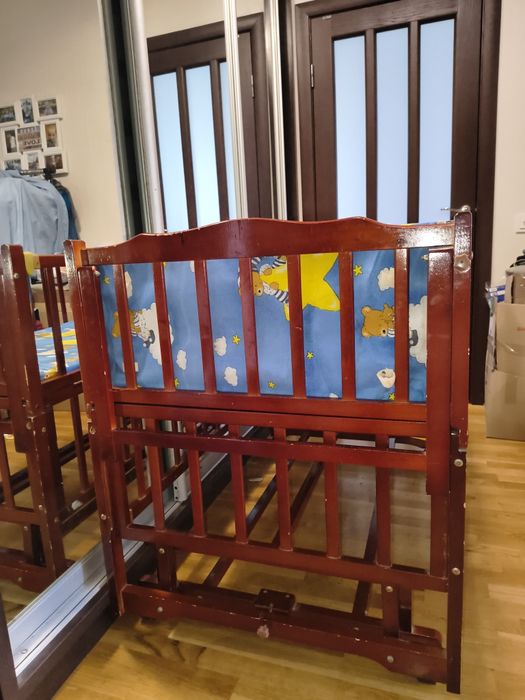 Ліжко дитяче маятник