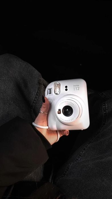 Фотоапарат Instax Mini  12
