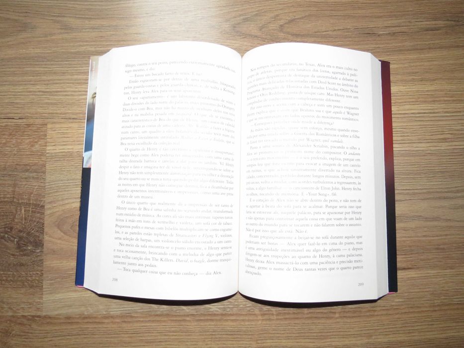 Vermelho, Branco e Sangue Azul