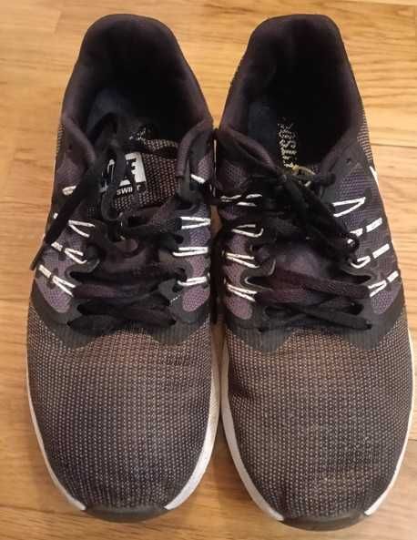 Nike Running Run Swift - 42 Size