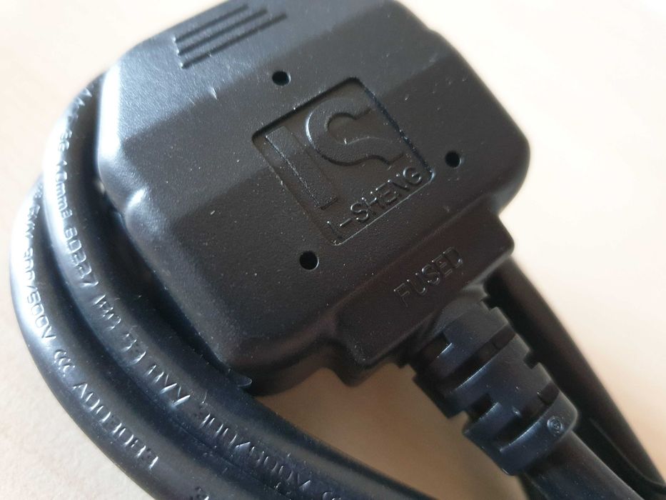 Kabel zasilający I-SHENG UK 10A SP-62