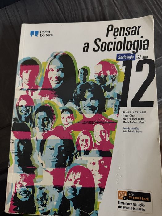 Livros de escolar do 12 ano de escolaridade