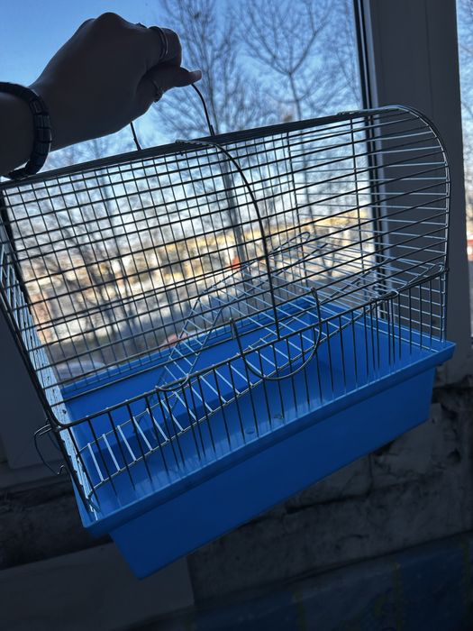 Продаю клітки  для птахів та гризунів